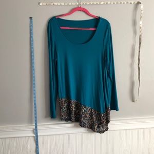 Pretty XL Asymmetrical top. Cool color! Worn once